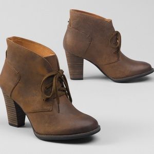 Indigo by Clarks Heath Wren brown bootie 9